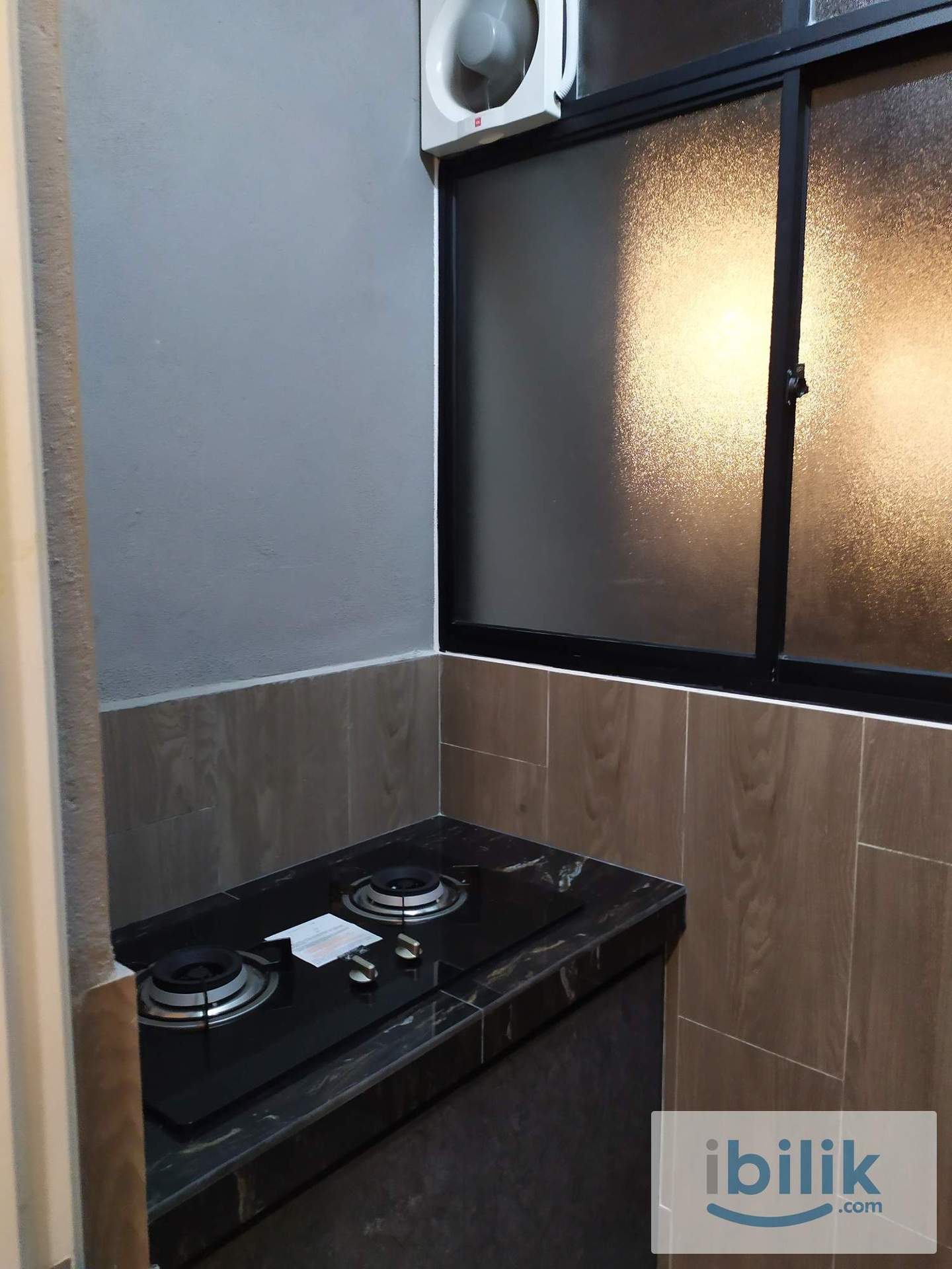 Middle Room at Bukit Rimau, Shah Alam - Image 5