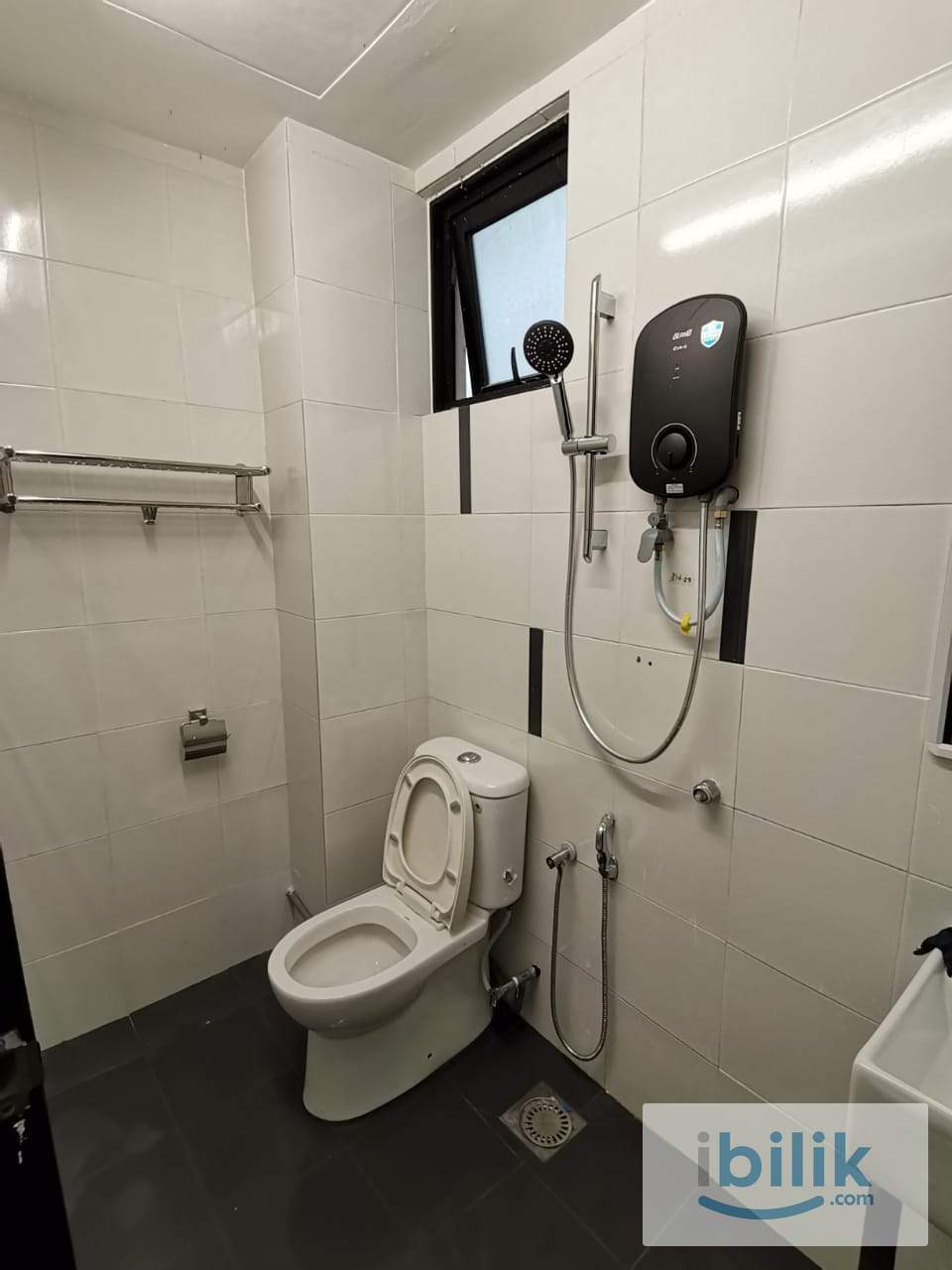 (MIX UNIT) SINGLE ROOM FOR RENT - Image 5