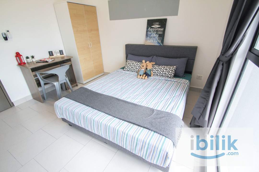 [NEAR UPM] Middle Room with A/C & Window for Rent at Astetica Residence - Image 3