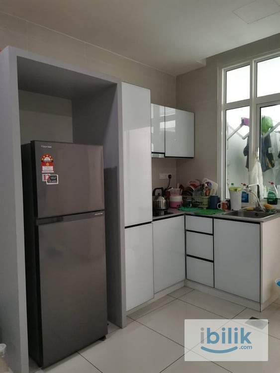 Fully Furnished Master Room with attached bathroom!!! - Image 4