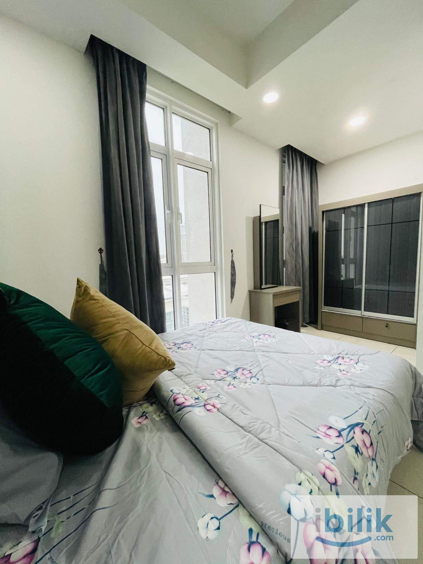 Cozy Master Room with attached bathroom!!! Available to move in immediately!!! - Image 2