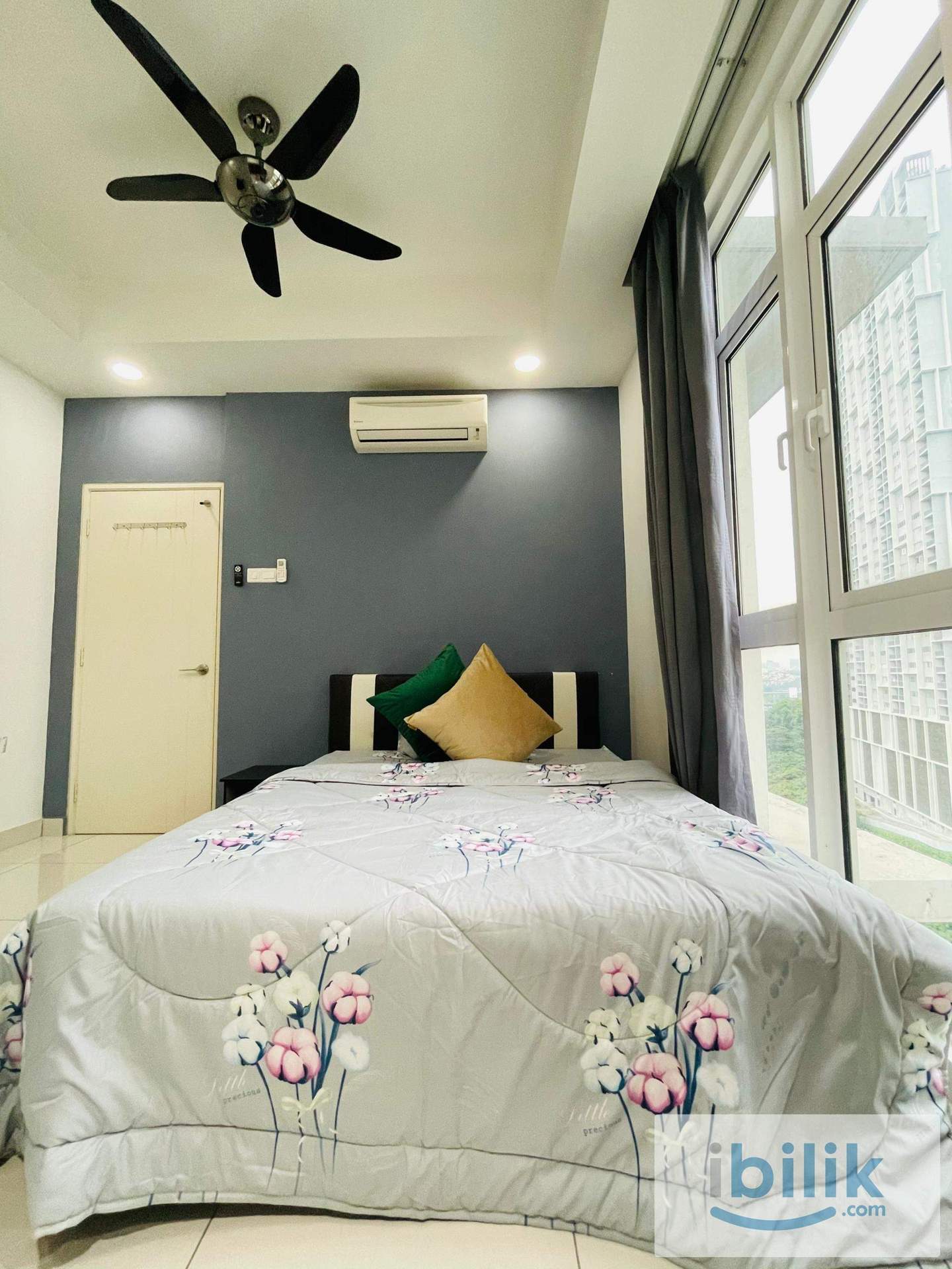 Cozy Master Room with attached bathroom!!! - Image 1