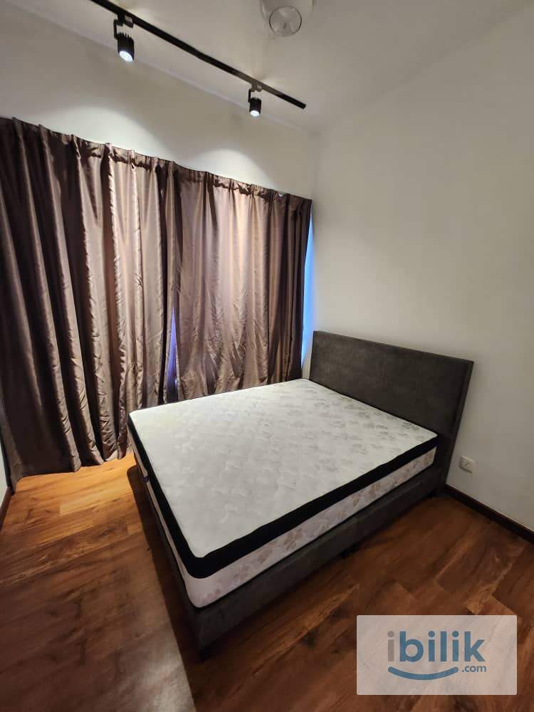 Master Room👍Attached bathroom @ Old Klang Road - Image 1