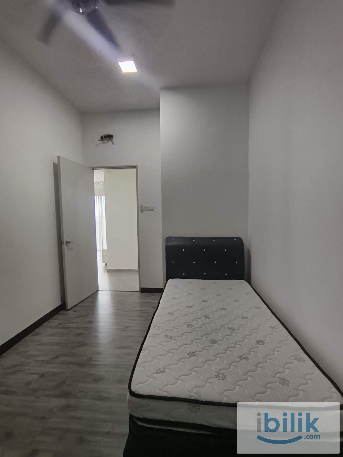Lady Only 👩‍🦰️Small Room, low density unit @ Old Klang Road - Image 3