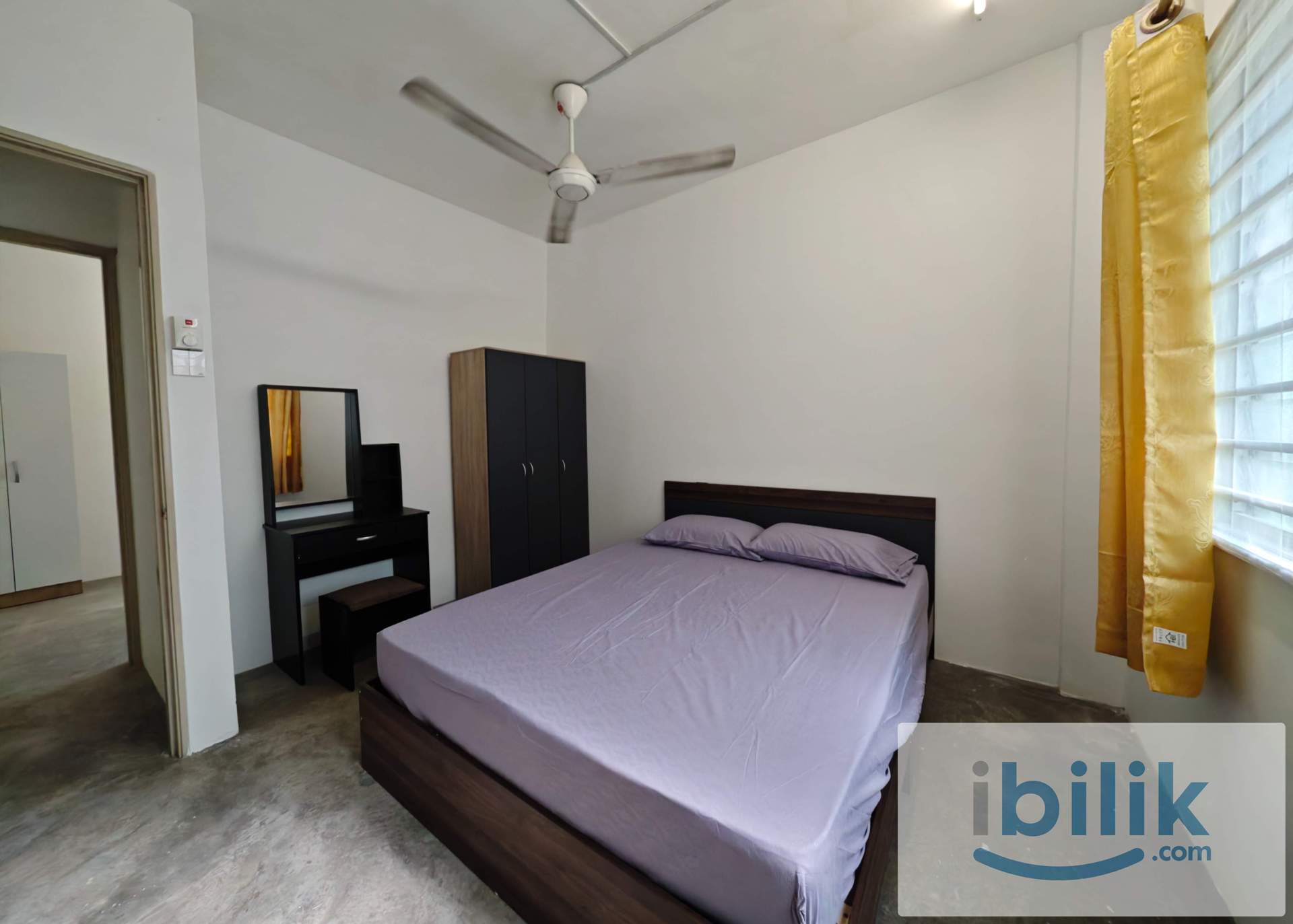 Queen bedroom - Image 3