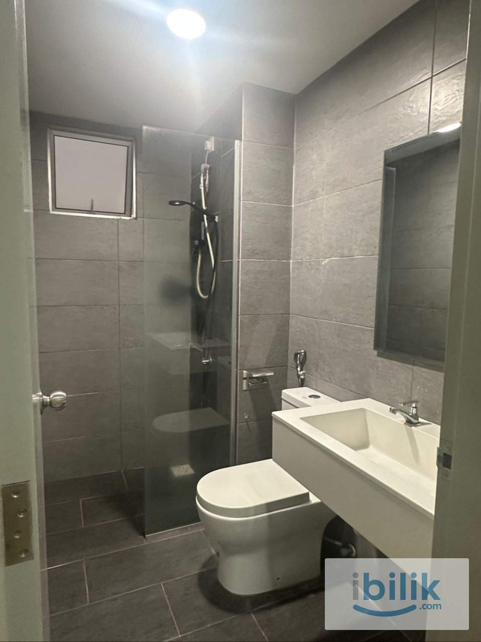 Master Room for Rent - Image 3