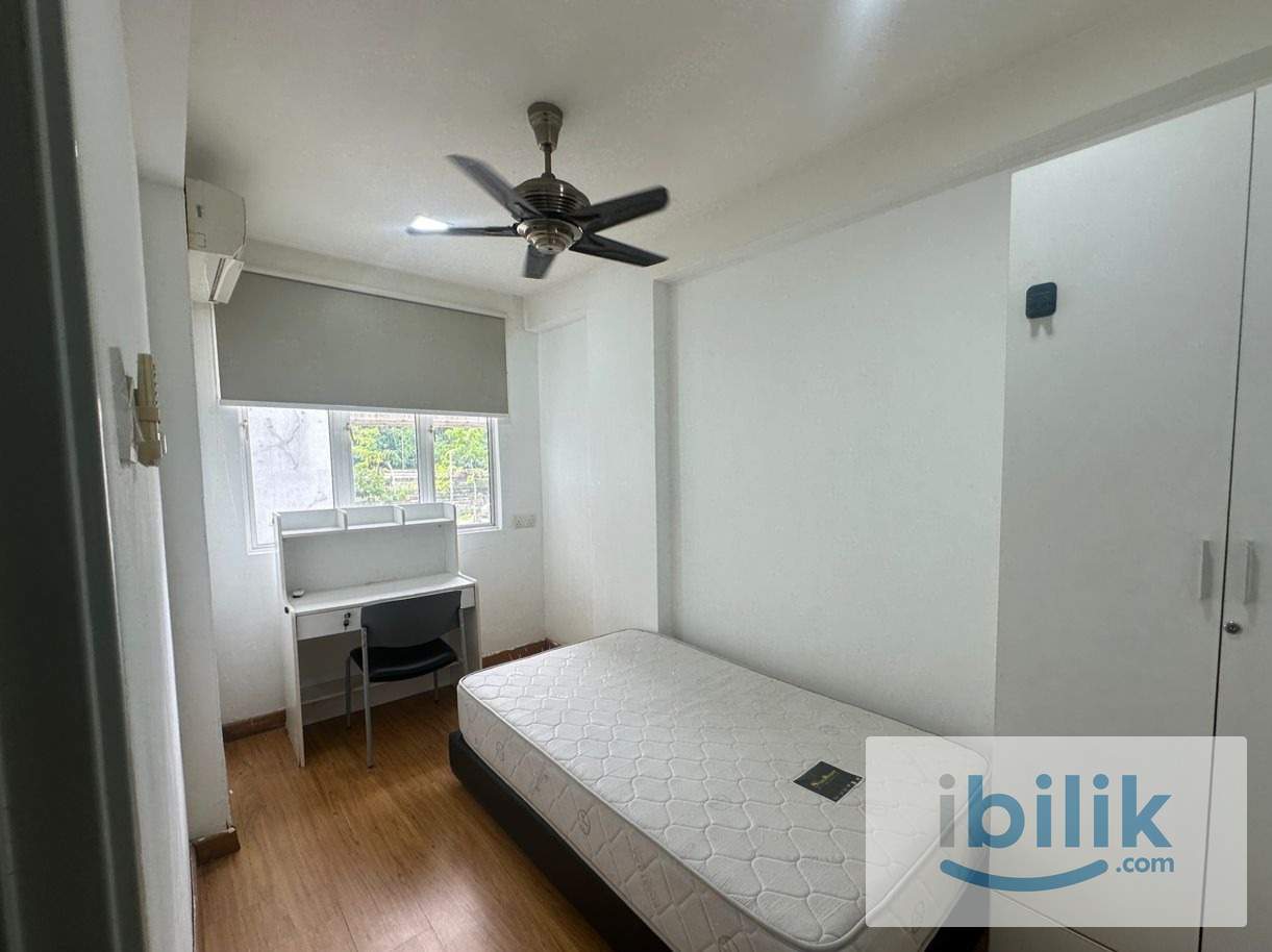 Middle Room at Mansion Sentral, KL Sentral, KL City Centre - Image 5