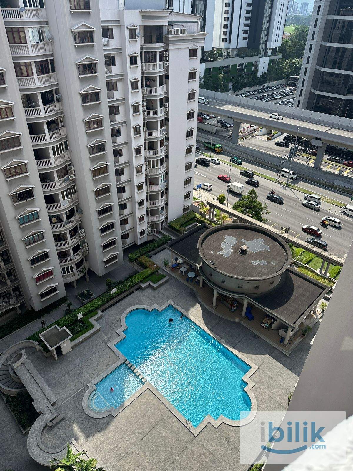 The Forum Condominium @Jalan Tun Razak @TRX Master Room for Rent - Image 1