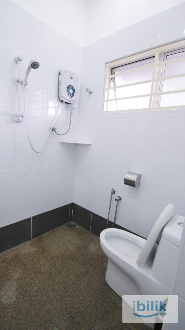 ❗Landed house Free CarPark✨Fully Furnished Medium Room🥰Ready Move in - Image 4