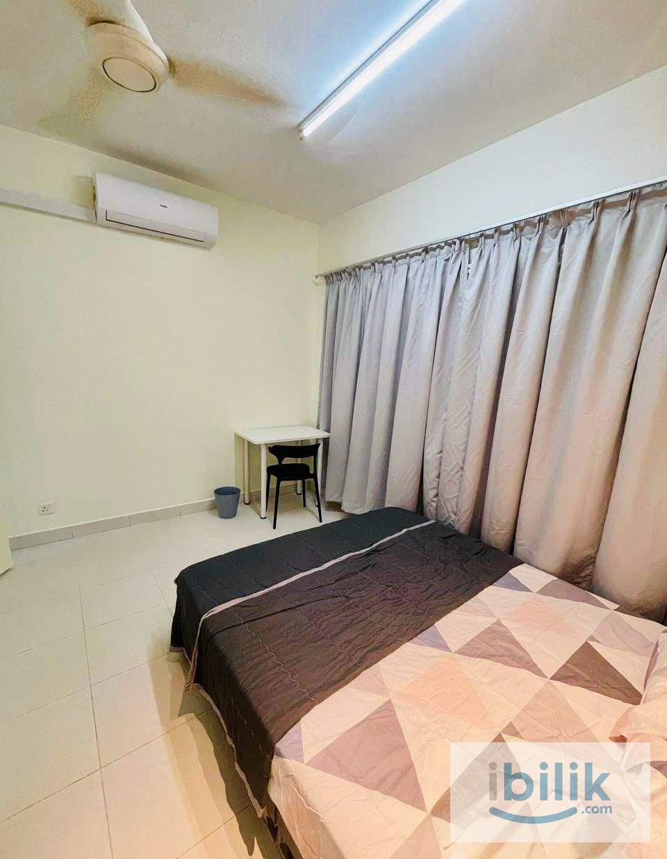 A/C Room: Free Parking, Bus to MRT / UPM, Taman Sri Serdang, Seri Kembangan - Image 1