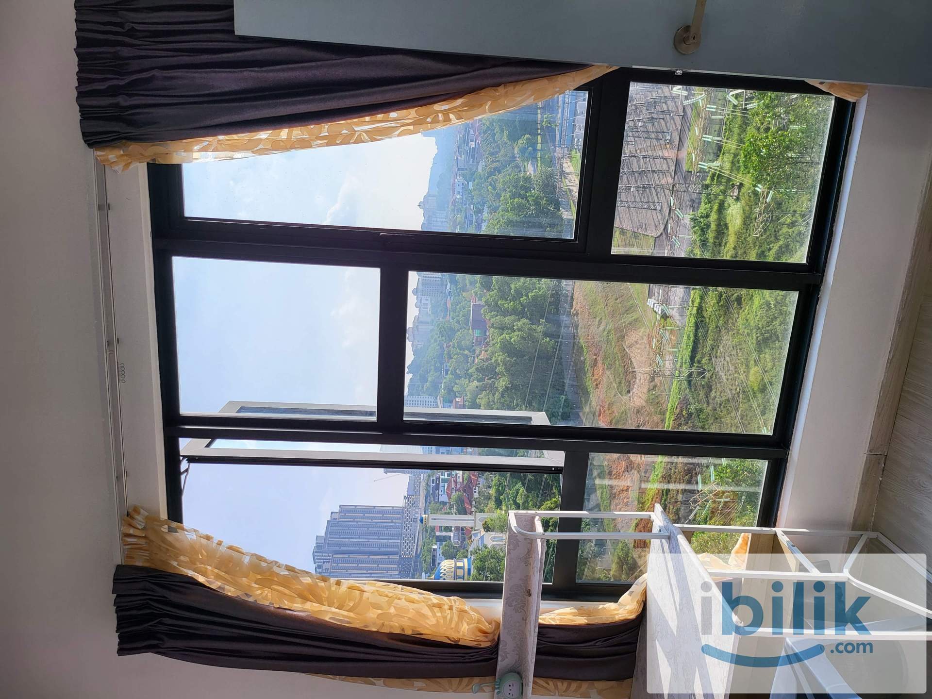 Master bedroom at The Havre, Bukit Jalil - Image 4