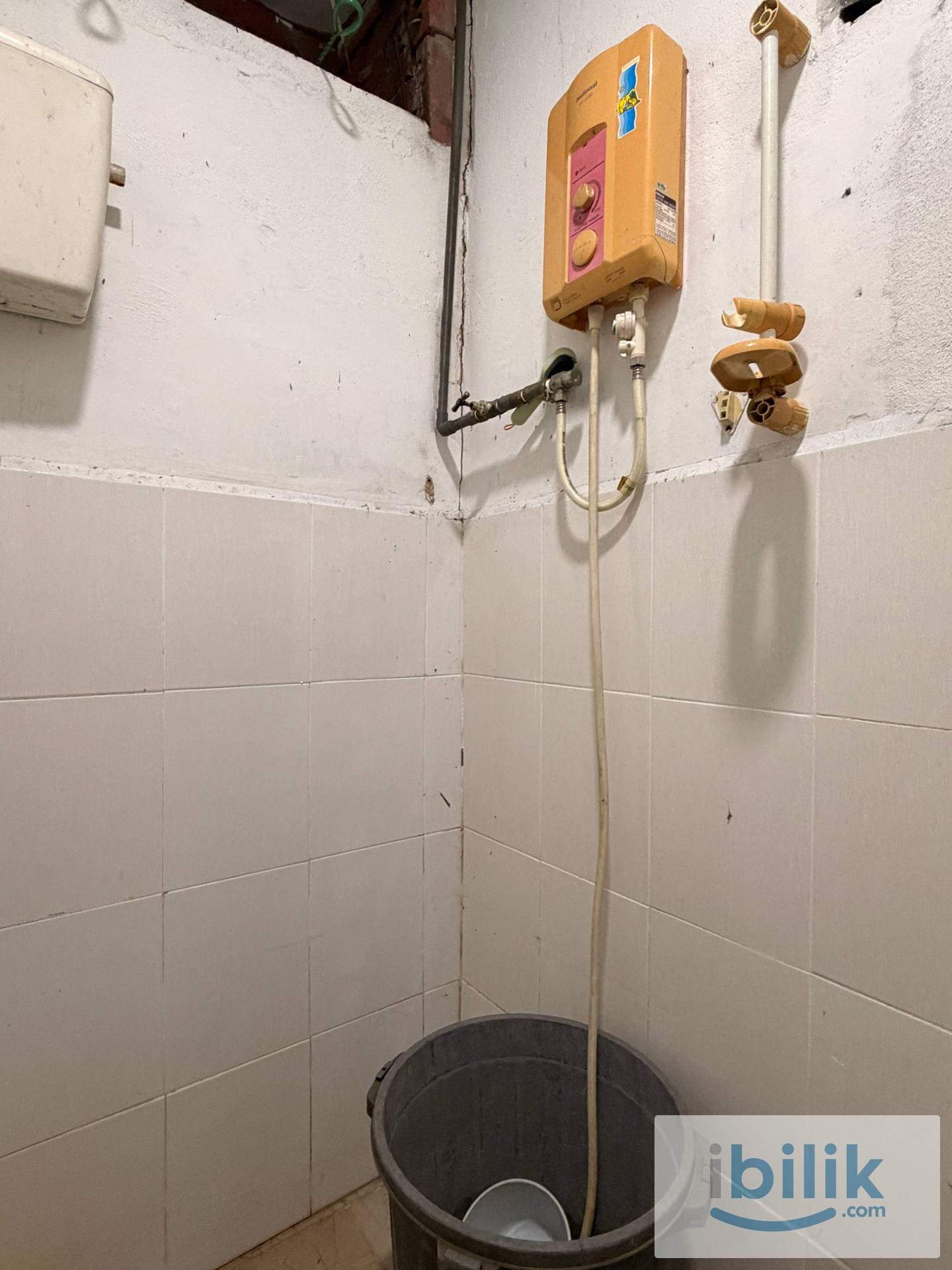 Berapit Kampung House｜Bukit Mertajam Small Room for Rent - Image 4