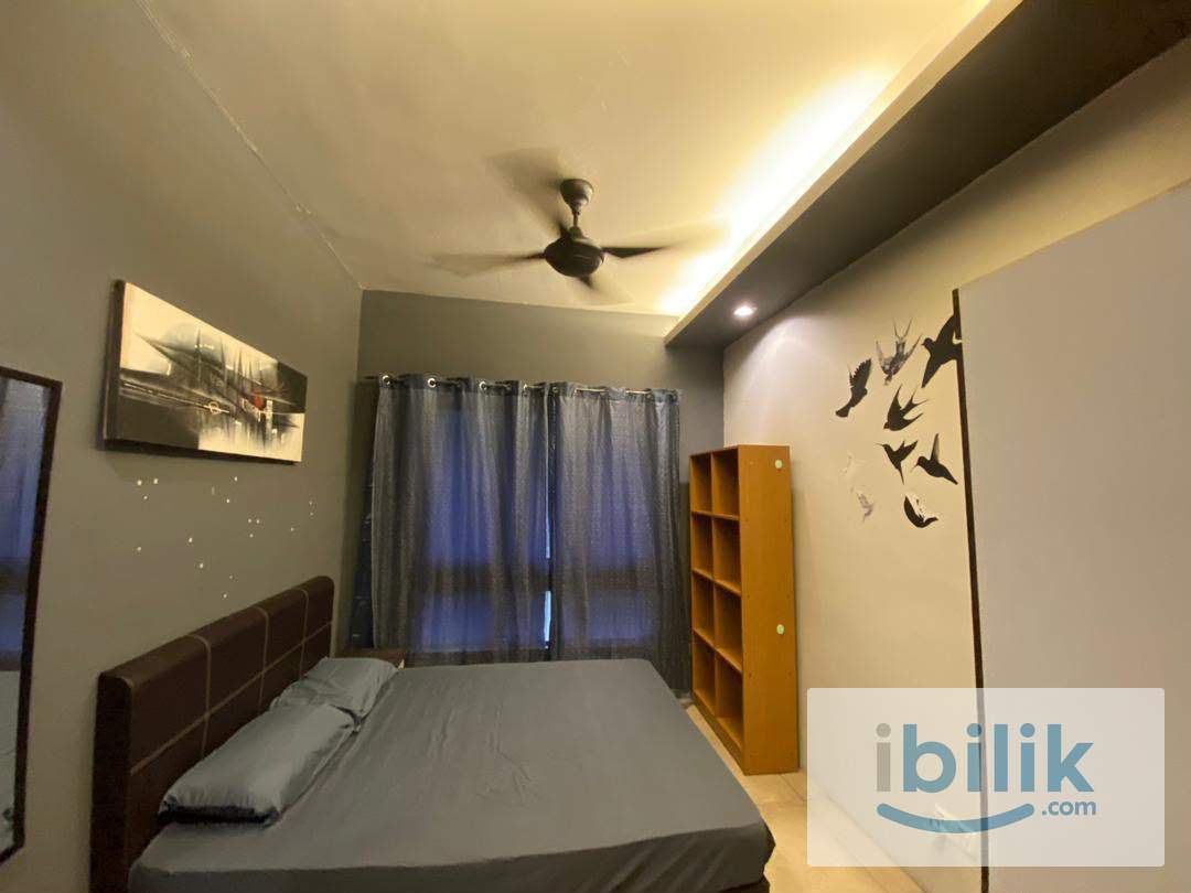 Middle Room - Image 1