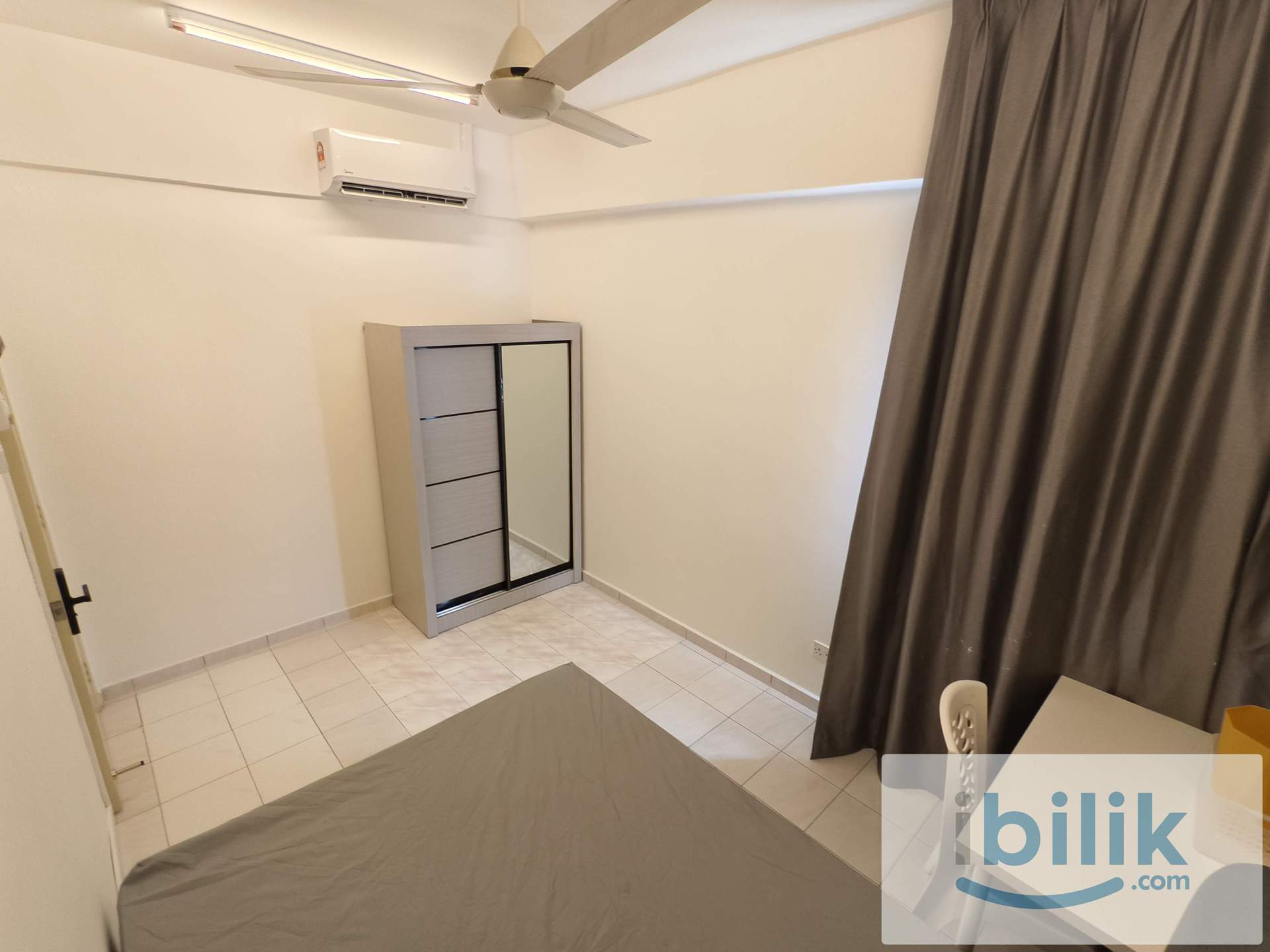 Middle Room for Rent @ Wangsa Metroview, Wangsa Maju!!  - Image 3
