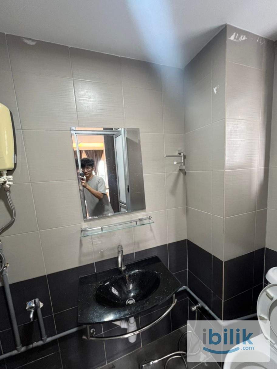 Master Room for Rent @ D' Aman Crimson, Ara Damansara!! - Image 5