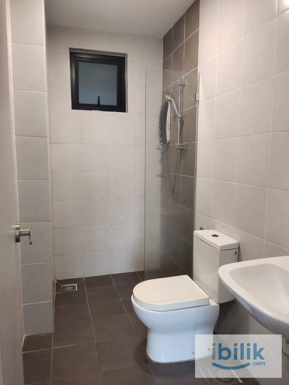 Master Room for Rent @ D'Sands Residence, Old Klang Road - Image 6