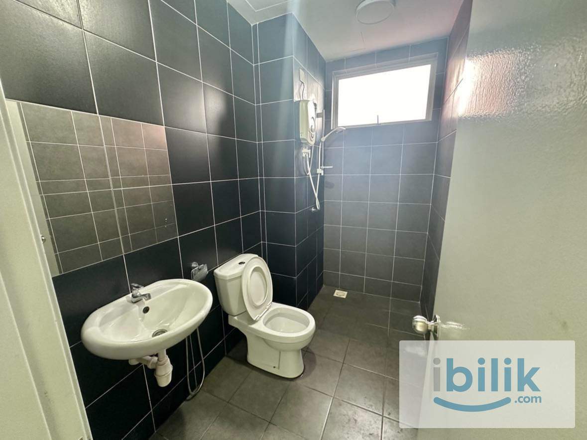 🌸 [FEMALE UNIT] 7 mins Walk to MRT @ The Zizz Damansara Damai - Image 4