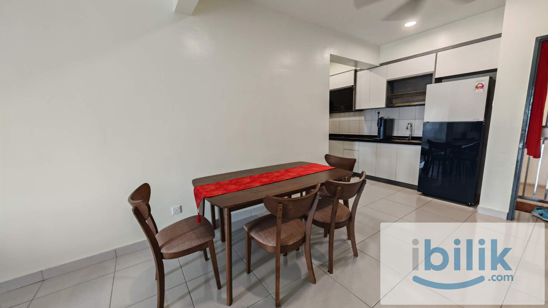 Master room with bathroom in Bayan Lepas - Image 3