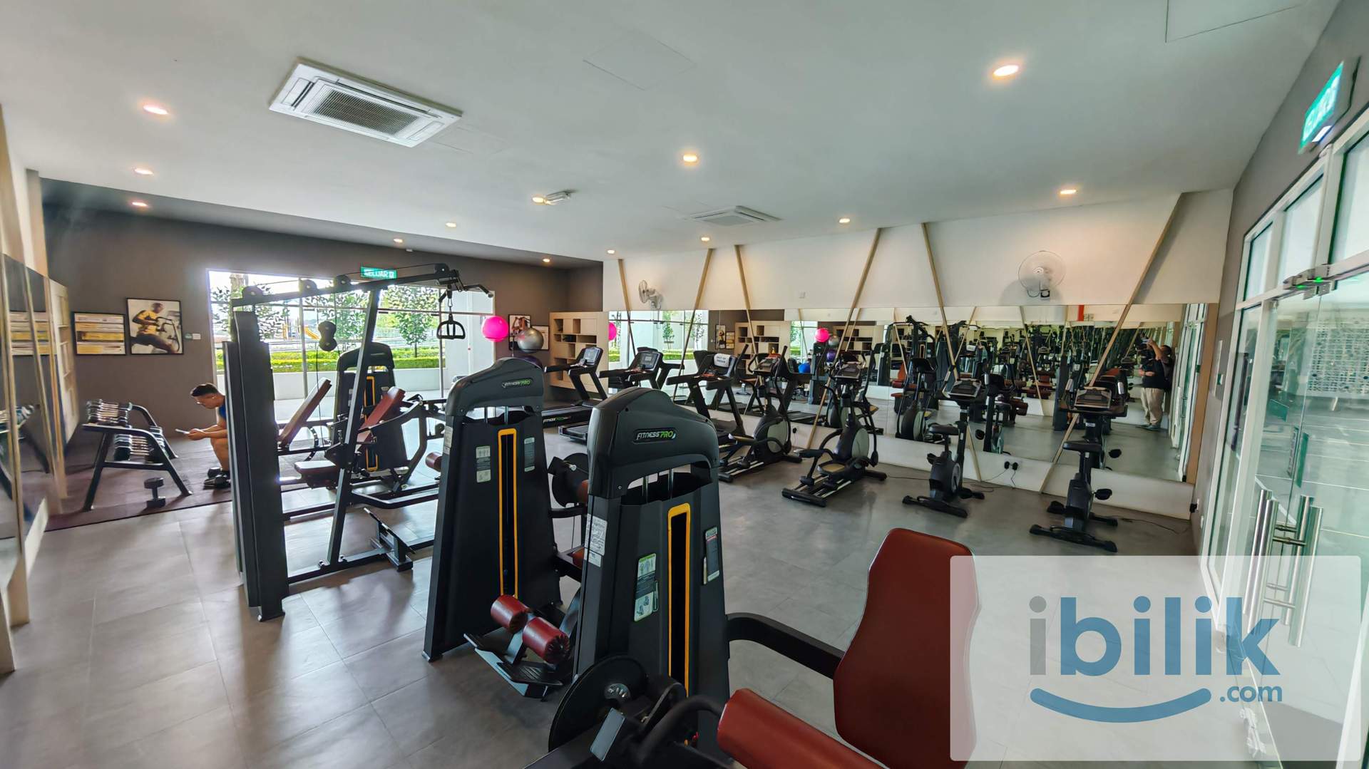Medium Room in Bayan Lepas - Image 3