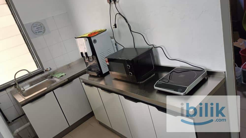 Single Room In Bayan Leaps - Image 2
