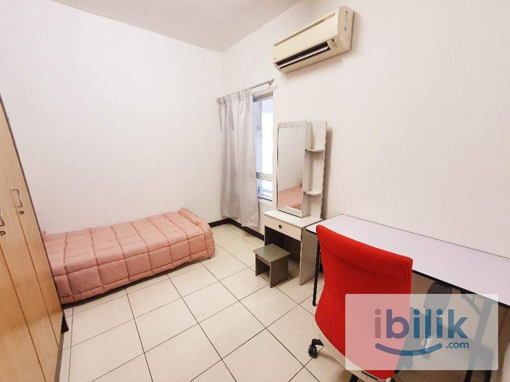 Middle room with fully furnish - Image 4