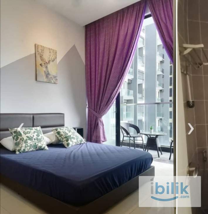 Near Second Link, Free ParkingKitchen,living, dinning room Master Balcony Room at Medin IskandaPuteri JohorBahru, Johor - Image 1