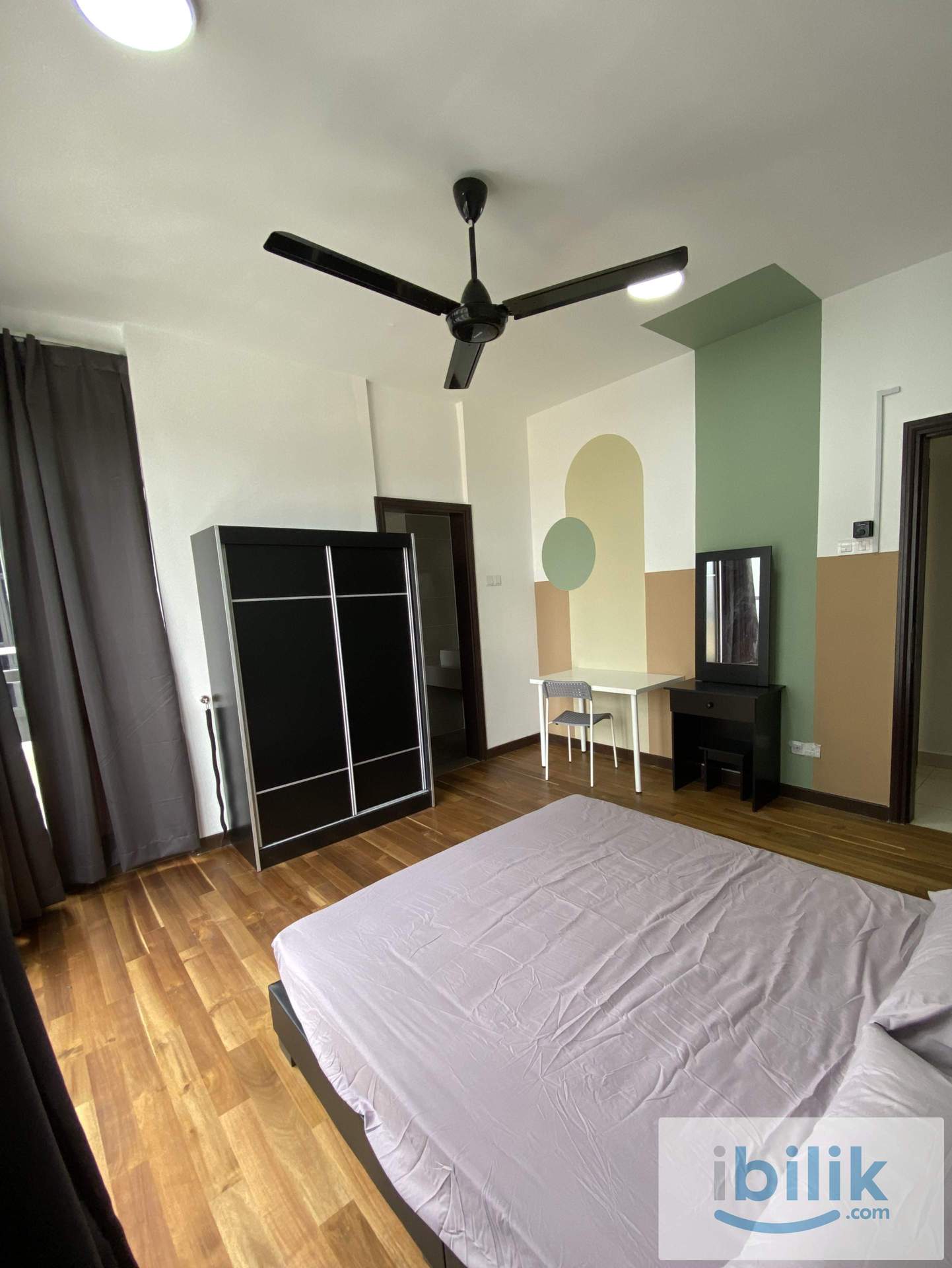Female Master room with Private bathroom  - Image 1