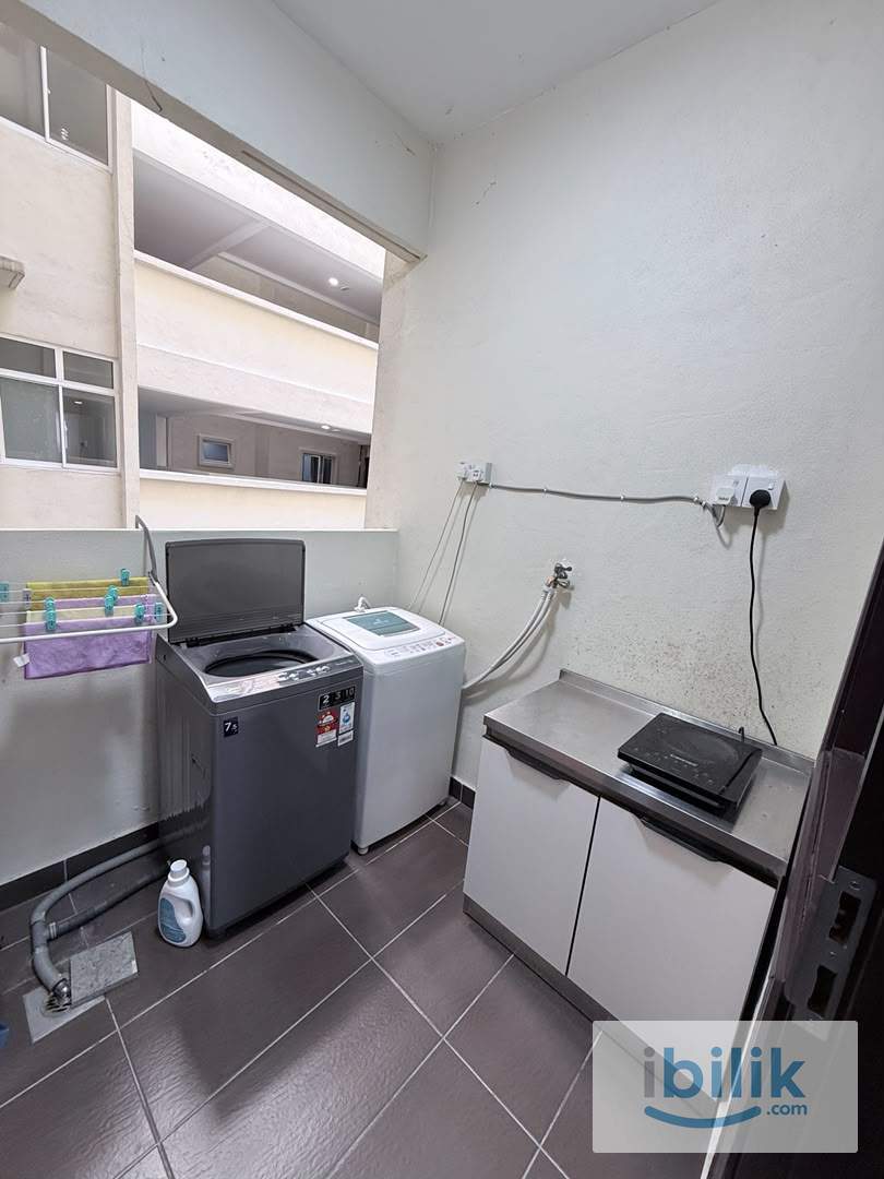 Master room Only Chinese For Rent Paraiso Residence Bukit Jalil - Image 3