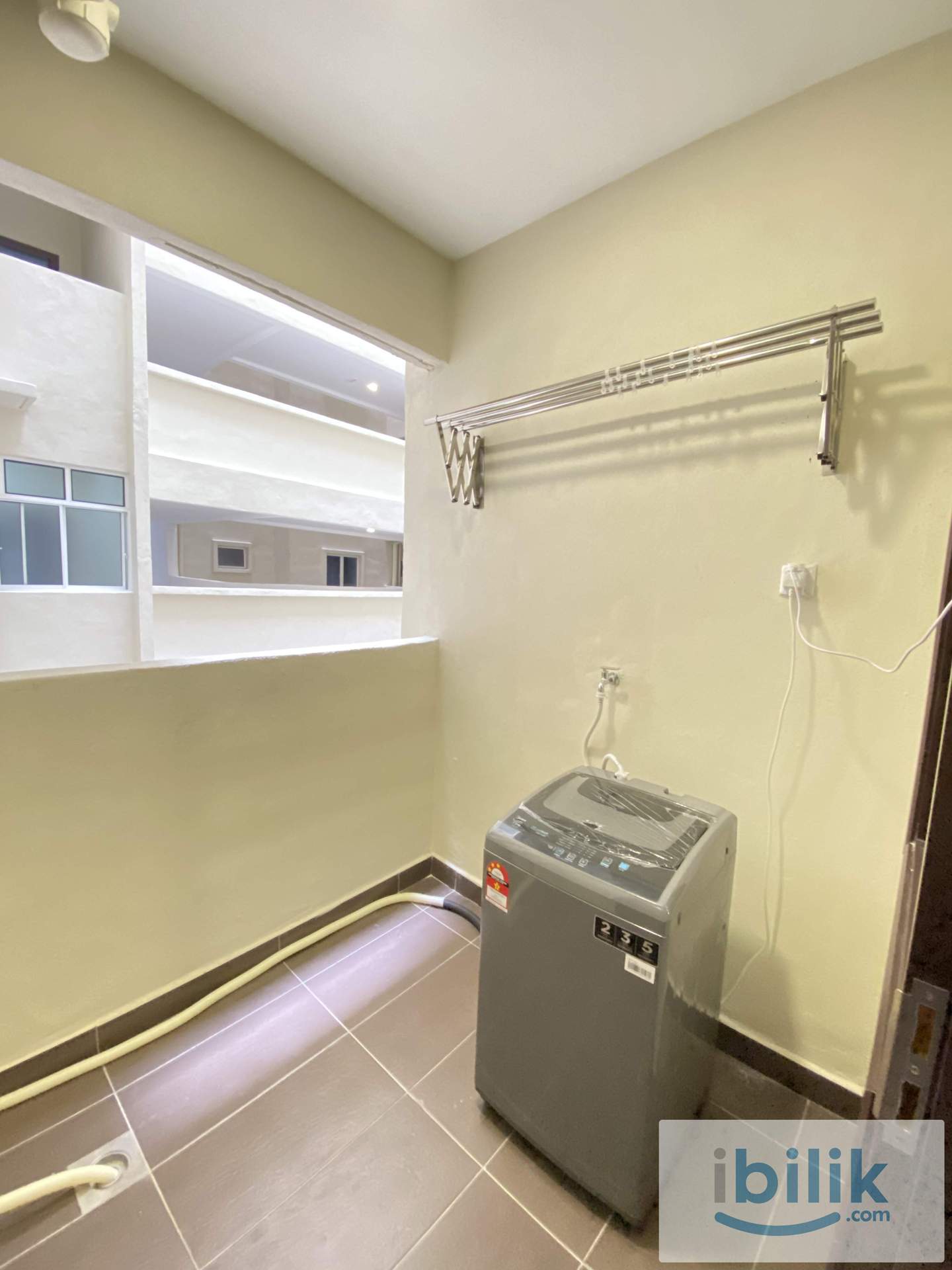 Master room Chinese Only Room For Rent Paraiso Residence Bukit Jalil  - Image 4