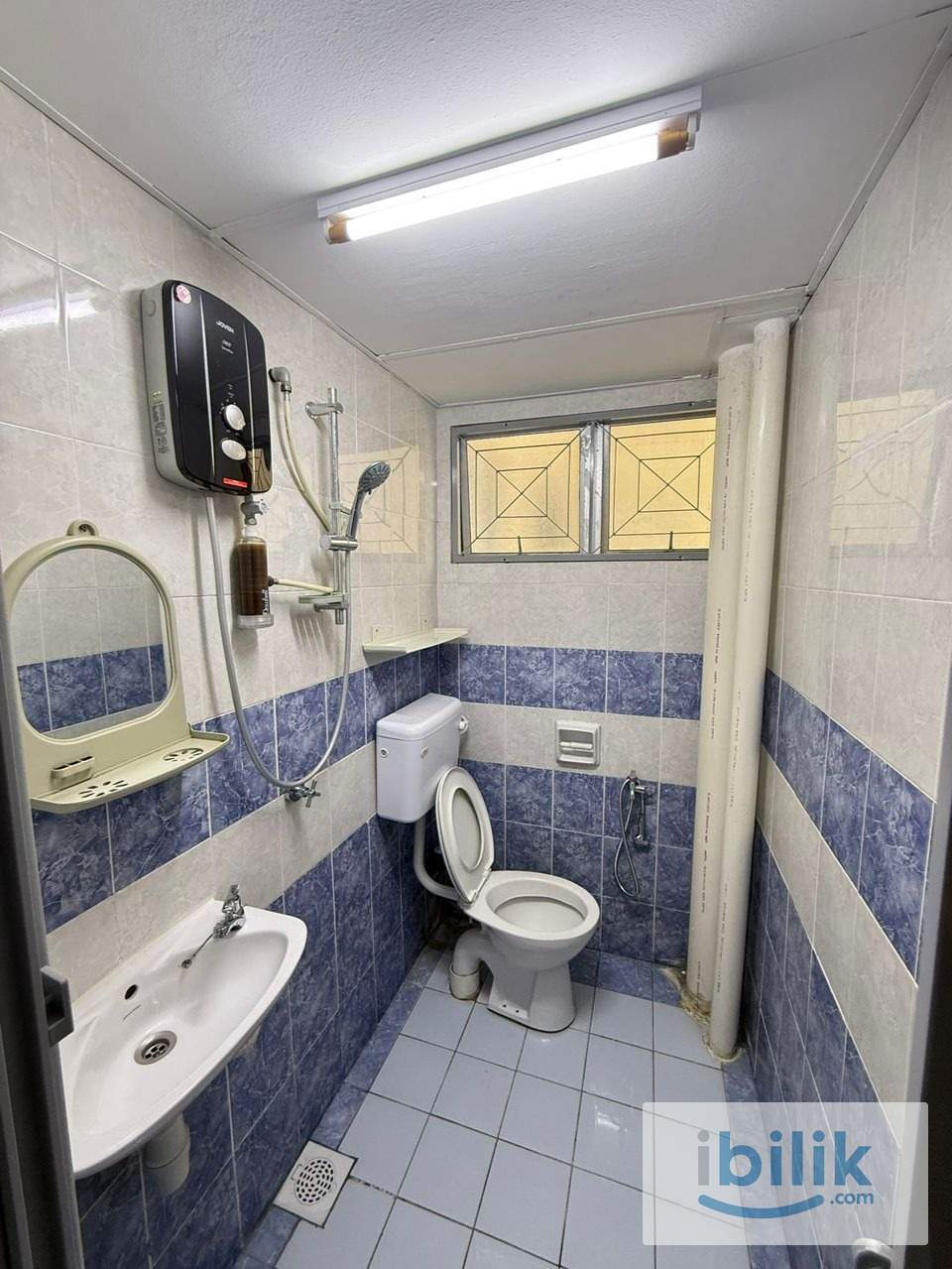 Single Room at Pelangi Damansara, Bandar Utama (Male Unit) - Image 4