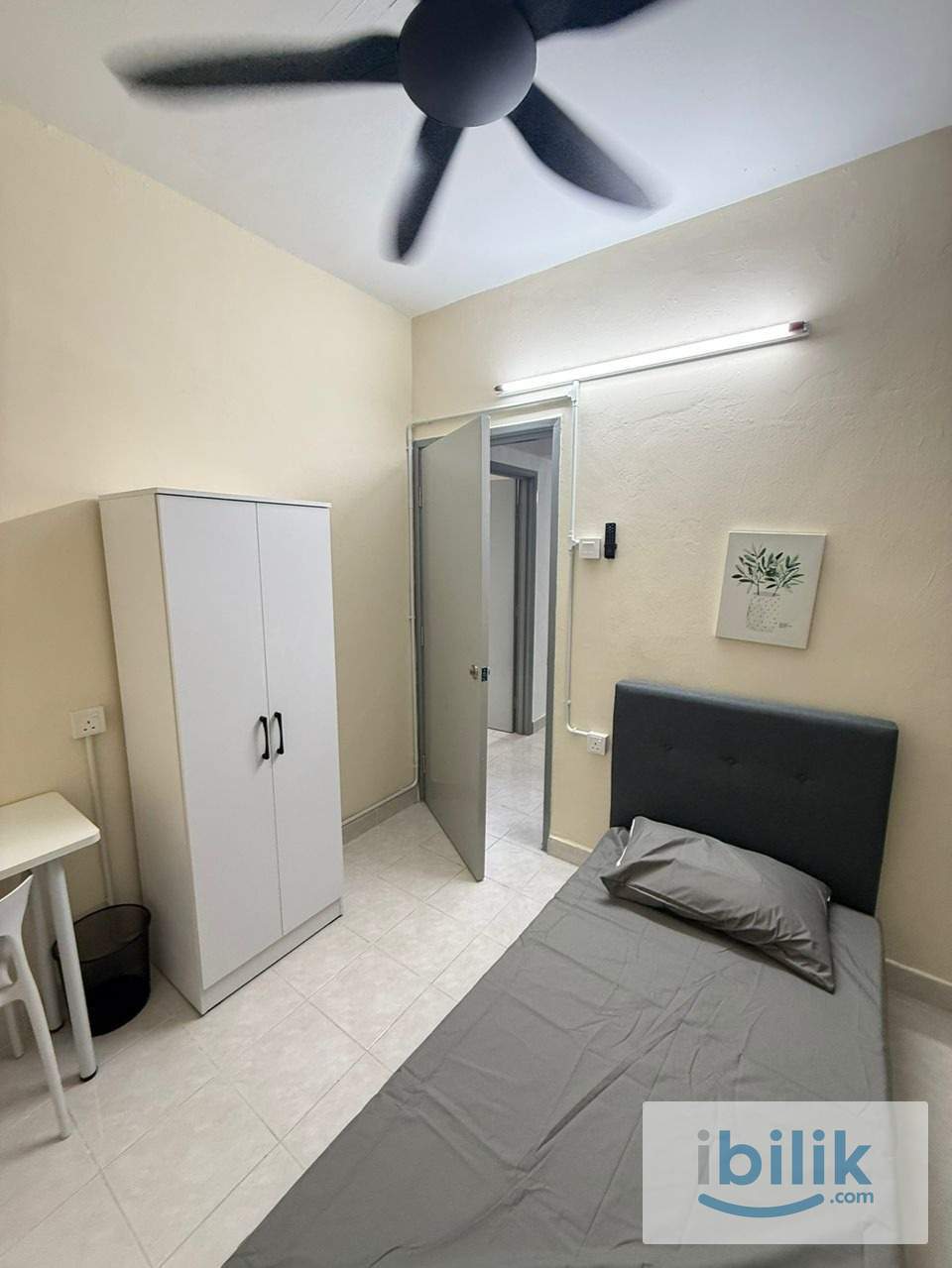 Small Room at Pelangi Damansara, Bandar Utama (Male Unit) - Image 1