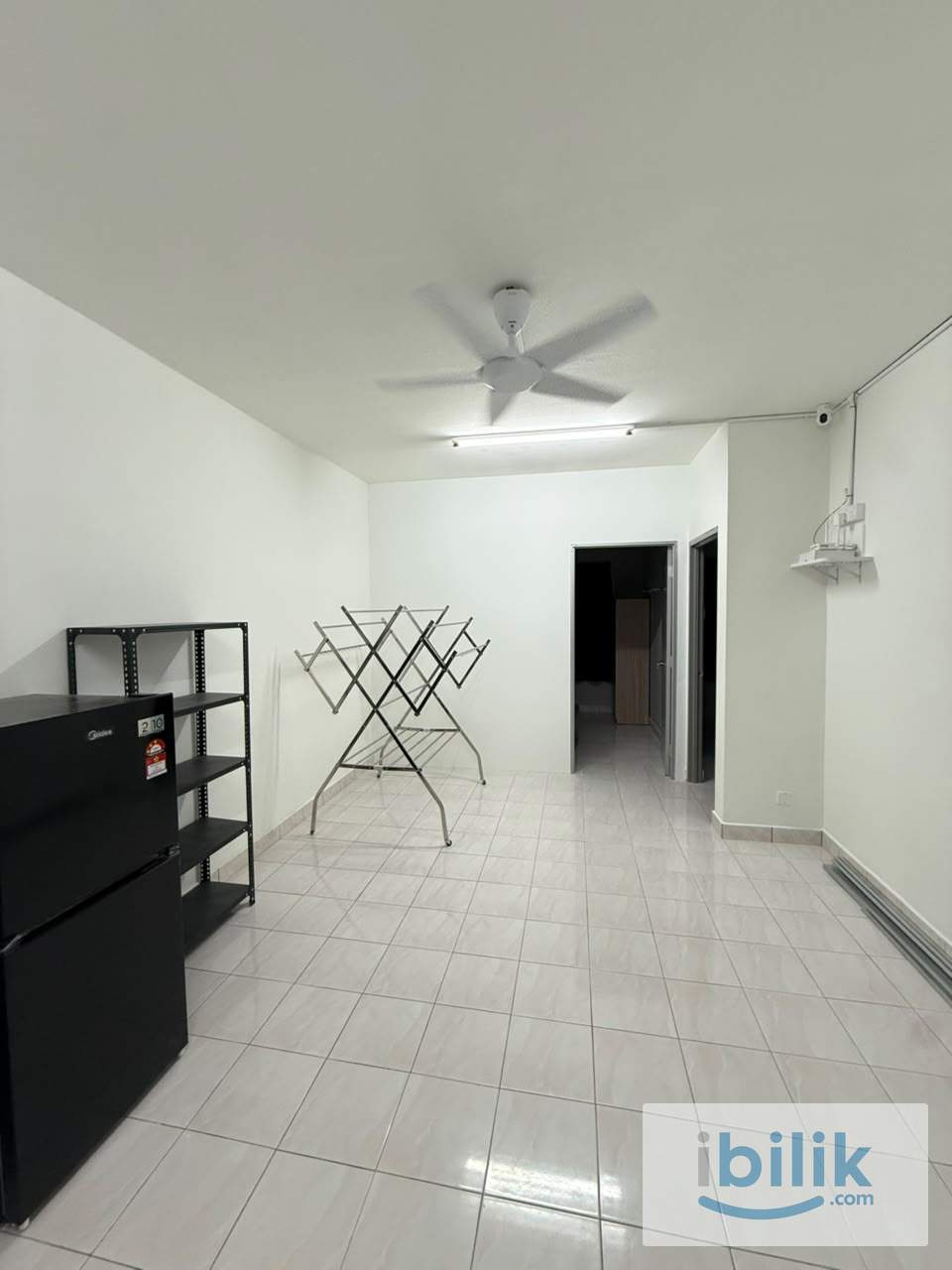 Single Room For Rent at Pangsapuri Cemara, Cheras | 3 Mins Walk to Salak Selatan LRT | Female Unit - Image 3