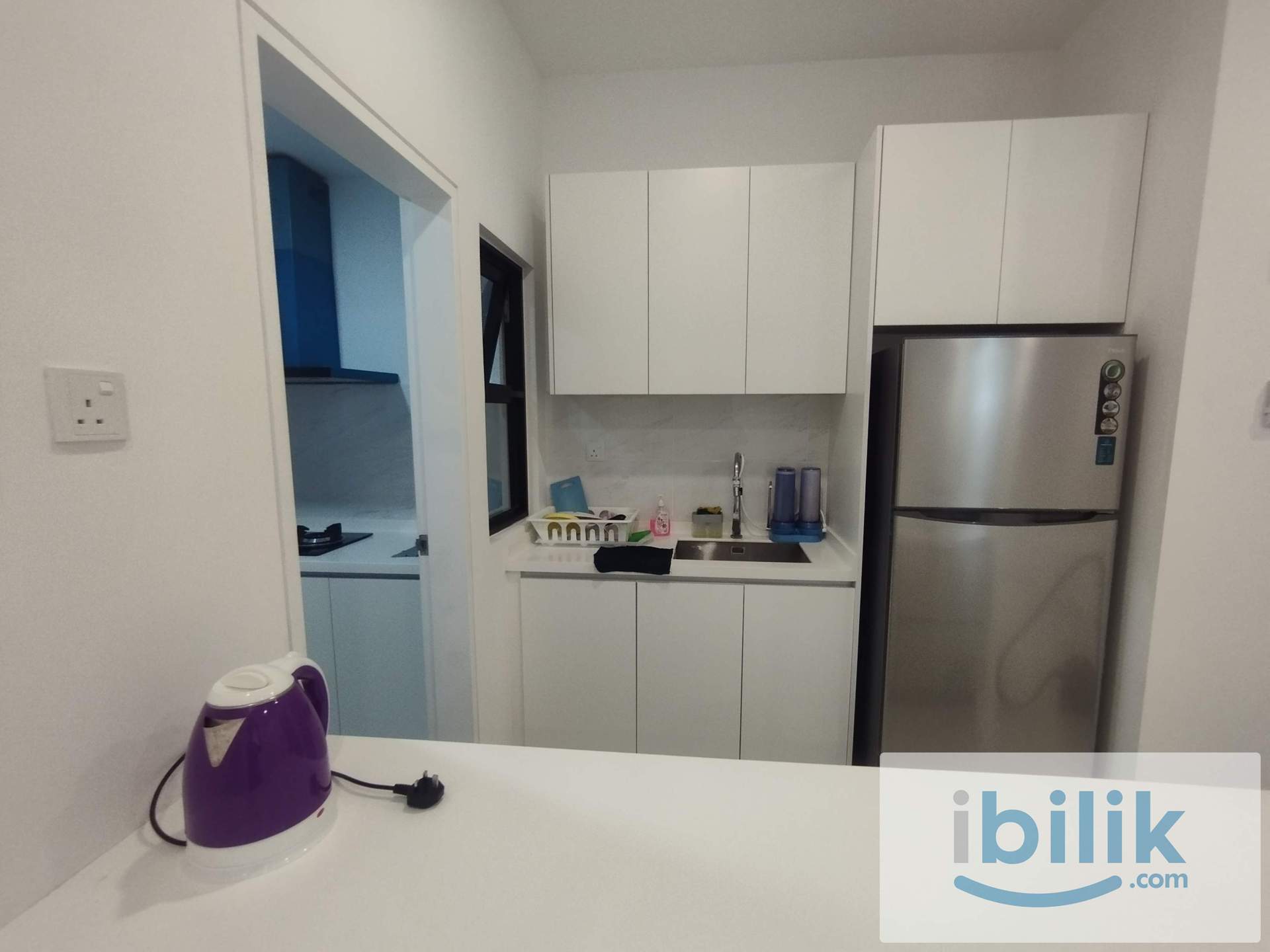 Fully Furnished Middle Room for rent - Image 6