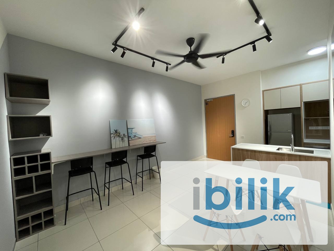 Master Room With Private Bathroom At Millerz Square OKR - Image 3