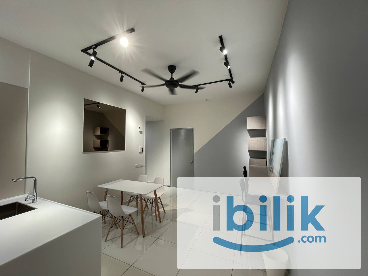 Spacious Master Room With Private Bathroom, Millerz Square OKR  - Image 4