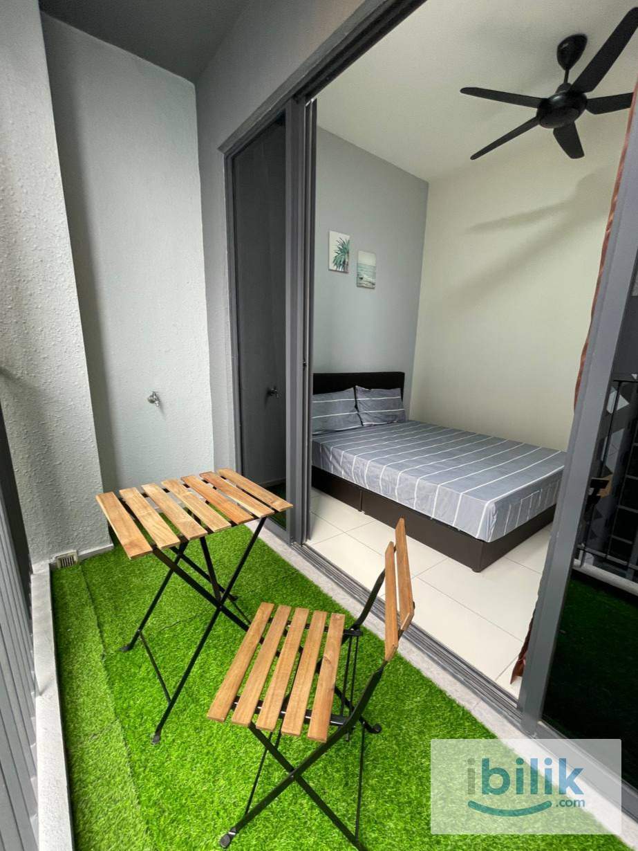 Spacious Balcony Room With Greenery, Millerz Square Old Klang Road  - Image 1