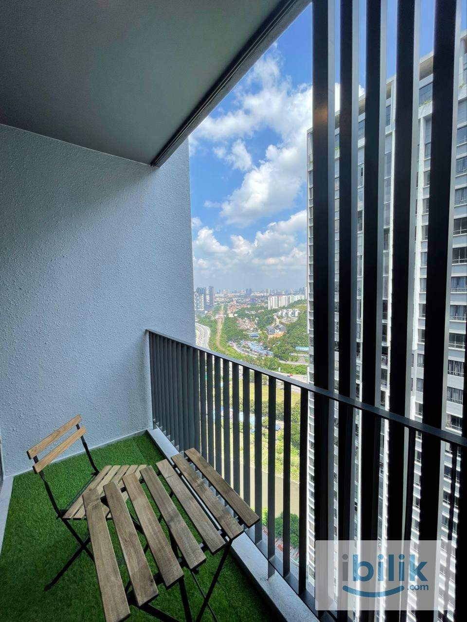 Spacious Balcony Room With Greenery, Millerz Square Old Klang Road  - Image 2