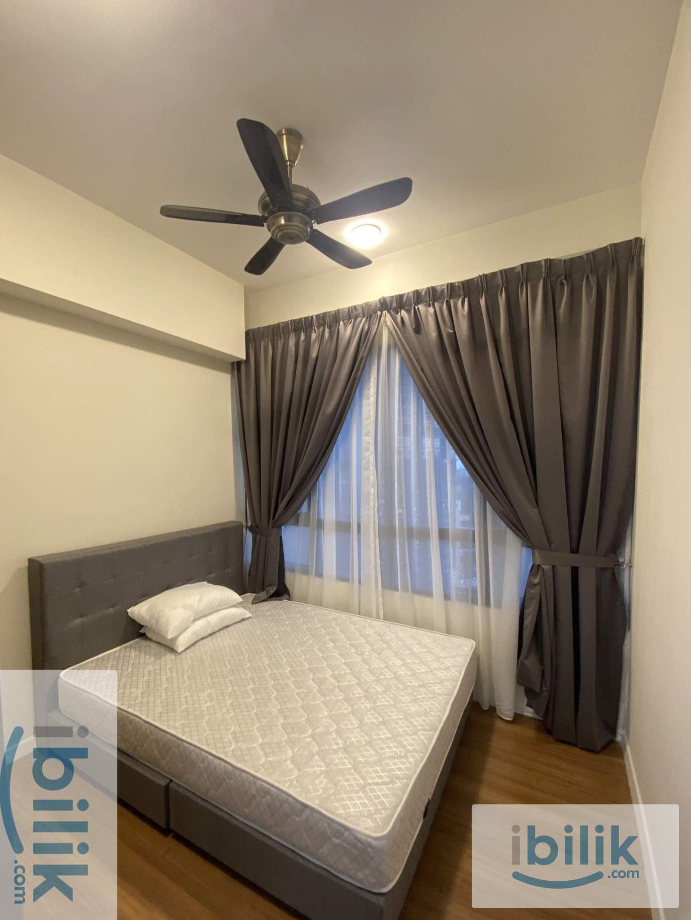 Middle Room - Image 1