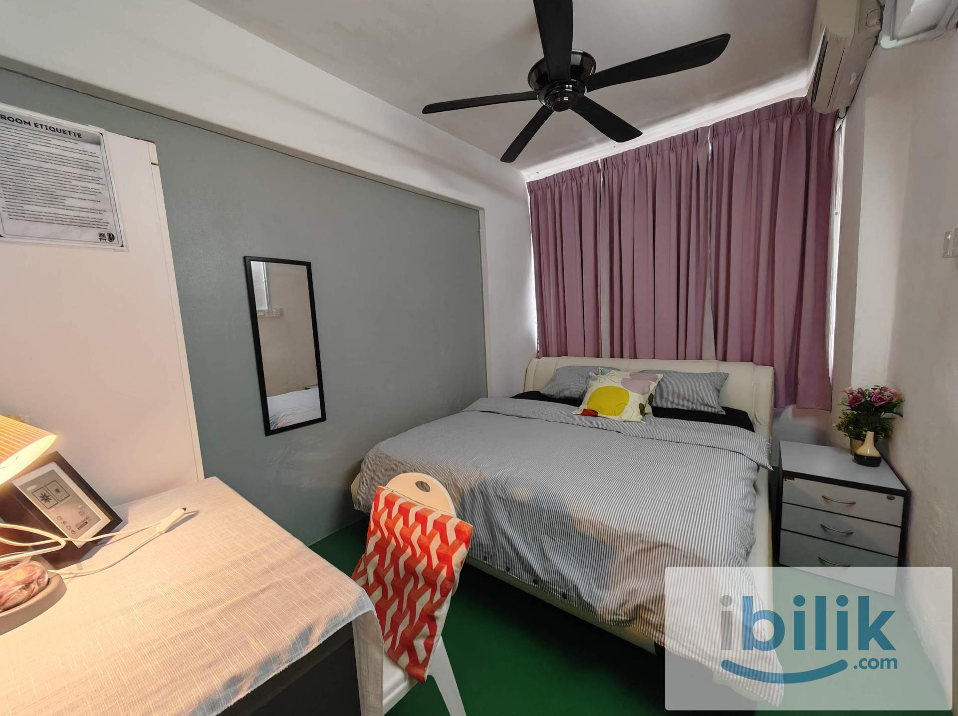 Middle room - Image 1