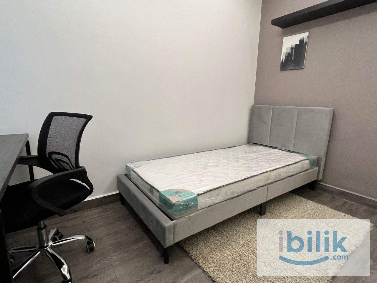 Single room at Pacific Place - Image 1