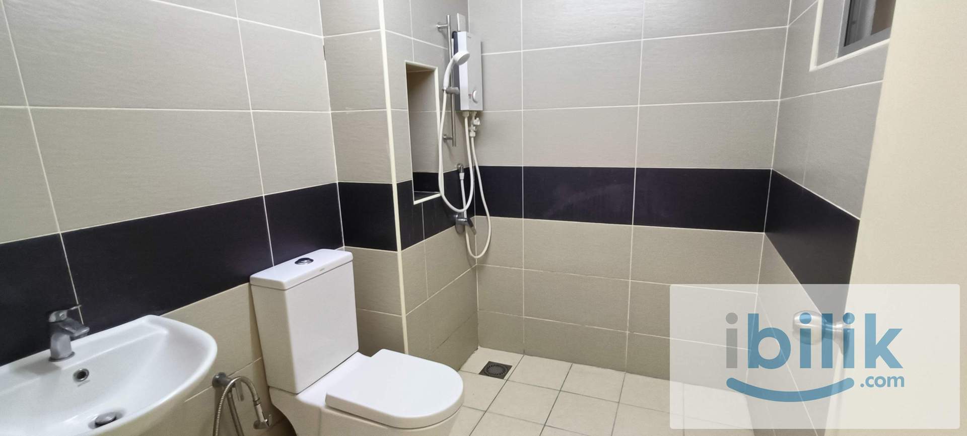 Direct link to MRT Sri Raya, Fully Furnished Master Room at Saville@Cheras, Cheras - Image 3