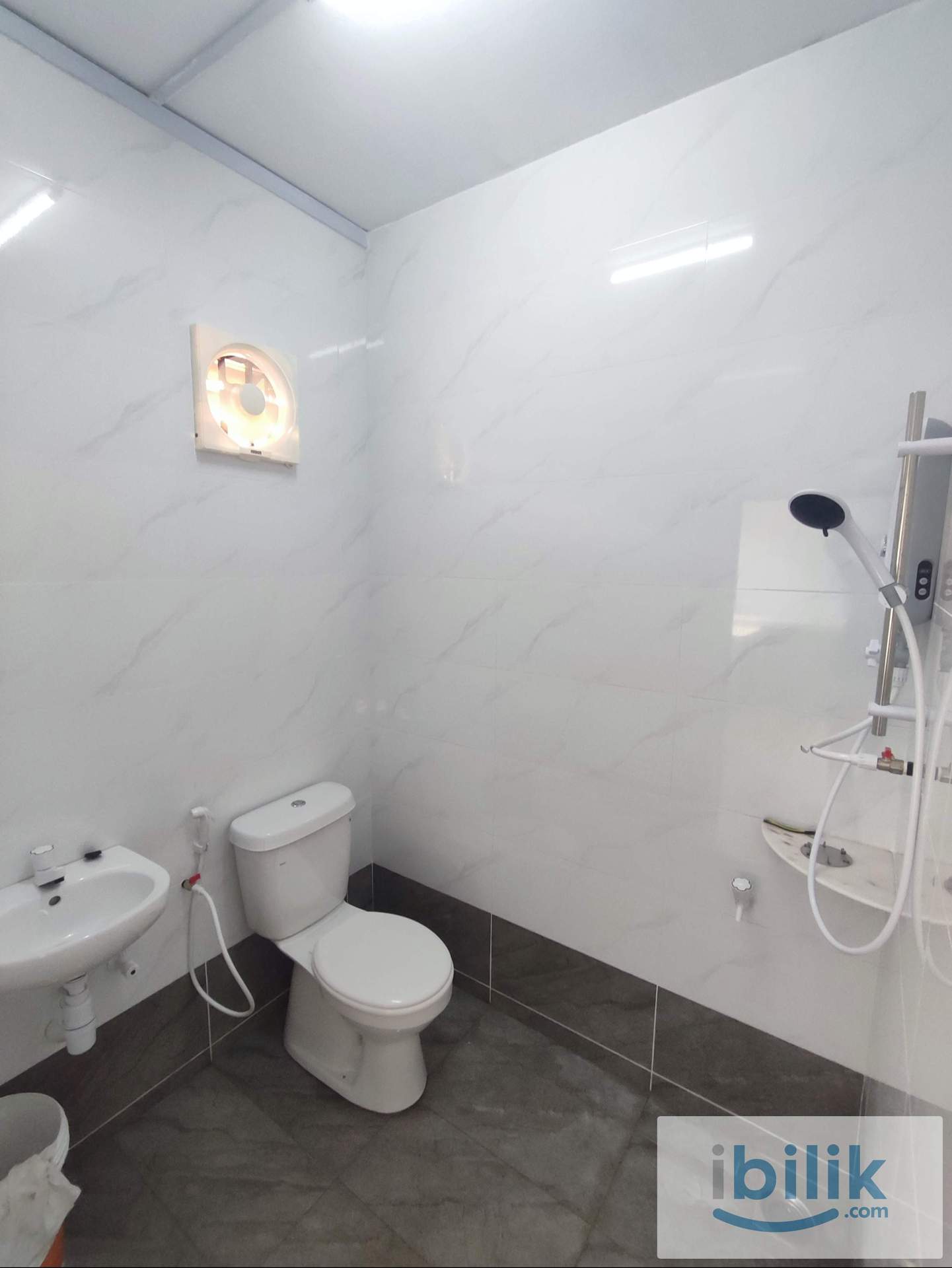 Female Aircond Room (Near To HSNI & KKBP) Rental fees included all utilities fees (Electicity +water) - Image 8