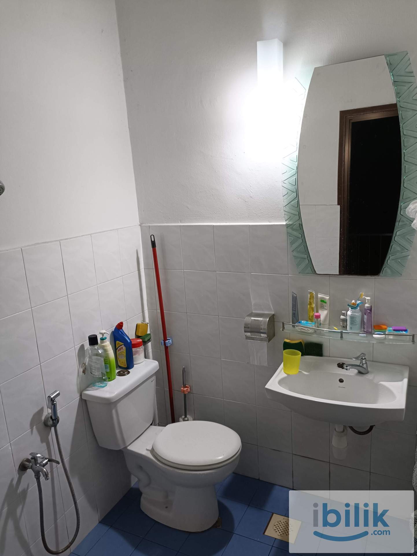 Comfy private room nearby Bukit Tinggi, Andalas, HTAR - Image 1
