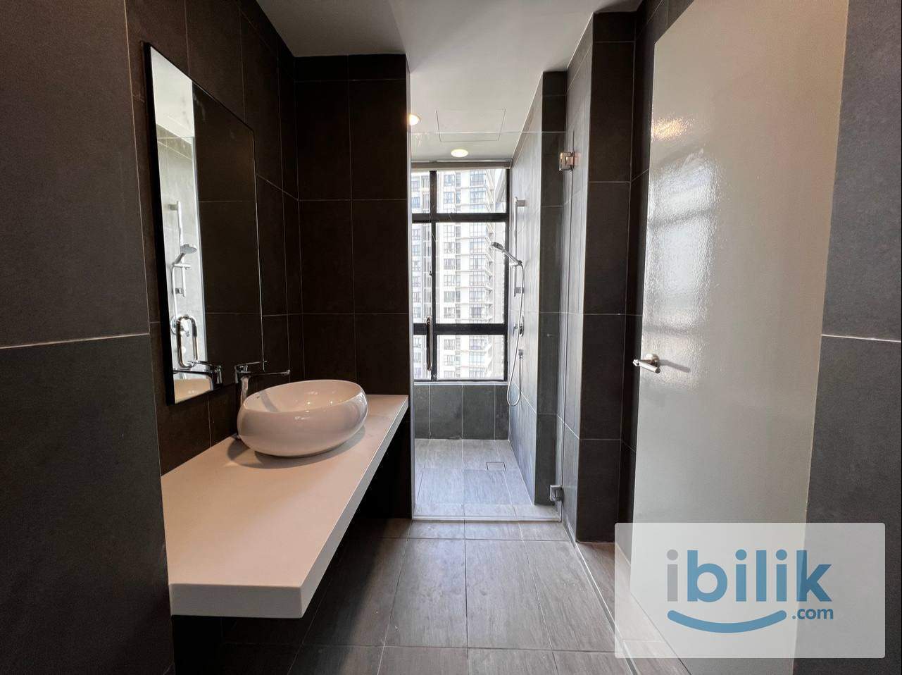 Single Room at Astoria, Ampang Hilir - Image 4