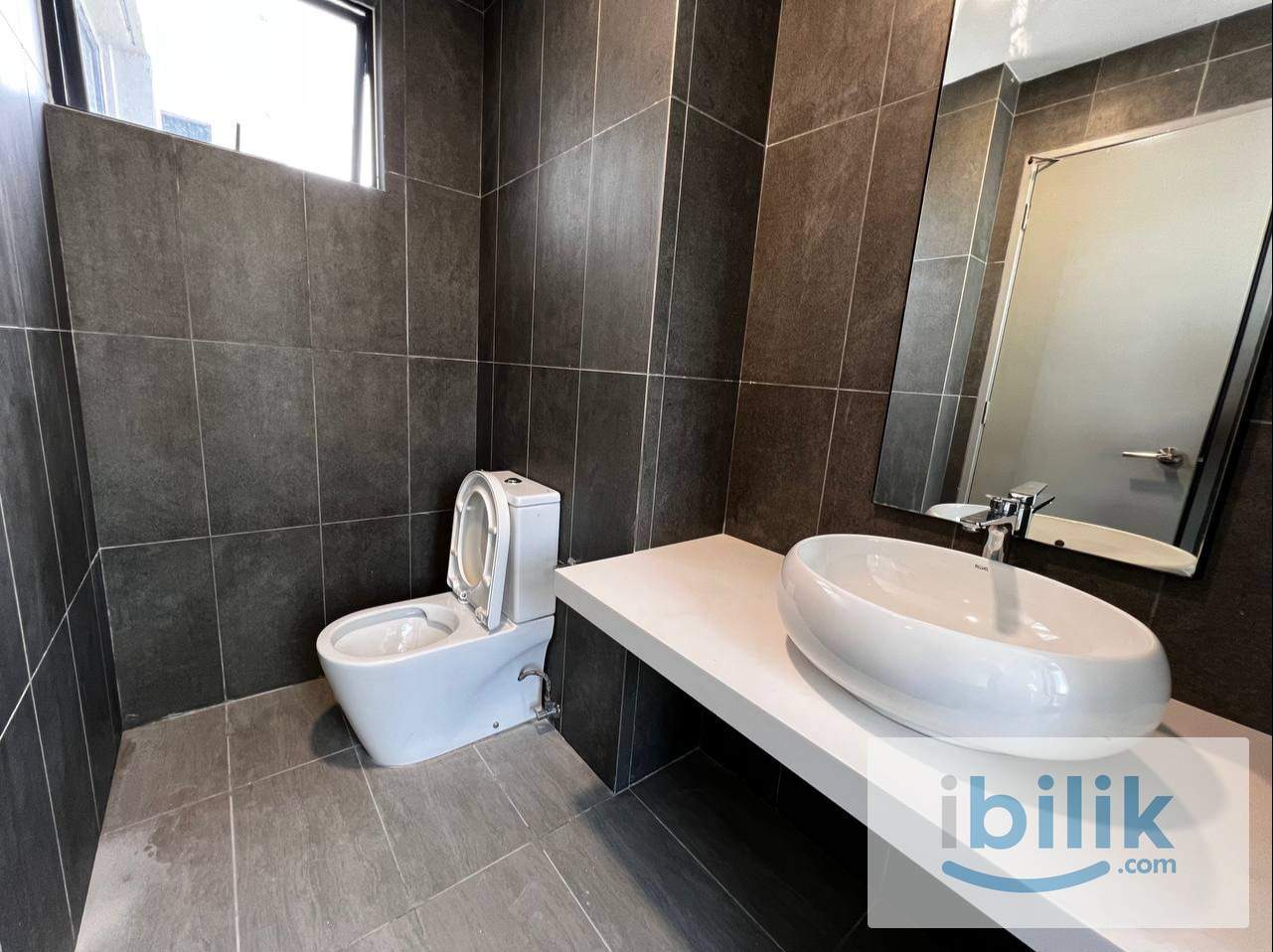 Single Room at Astoria, Ampang Hilir - Image 5