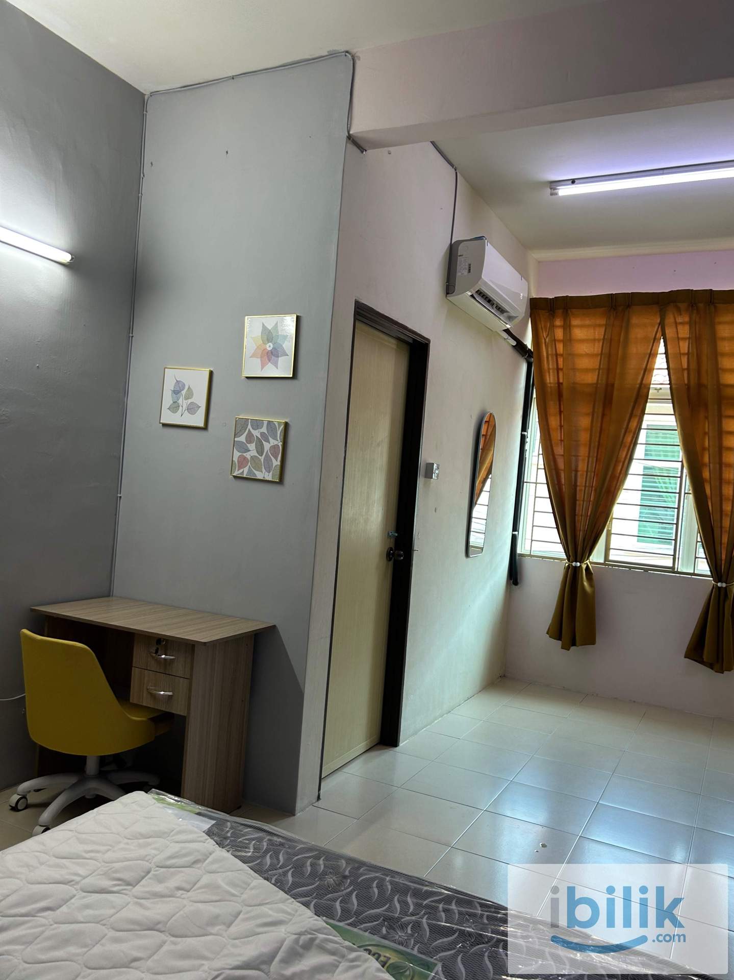 ROOM TO RENT - Image 1