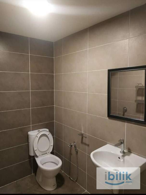 Private Rooms at The Greens @ Subang West, Shah Alam - Image 1