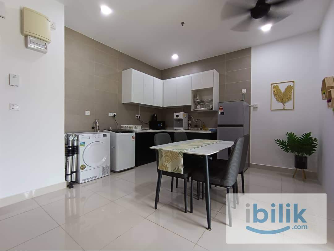 👩‍🦰 All Female Medium Room B at Rica Residence, Sentul - Image 9