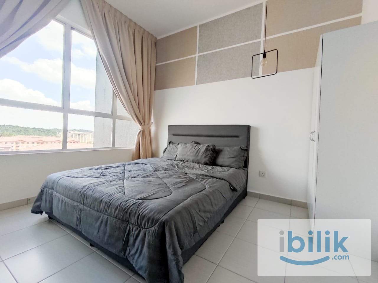 👩‍🦰 All Female Master Room A (Cosmo) Type 1 at The Zizz, Damansara Damai - Image 1
