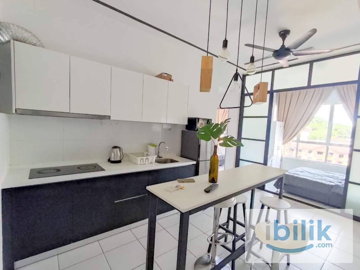 👩‍🦰 All Female Master Room A (Cosmo) Type 1 at The Zizz, Damansara Damai - Image 6